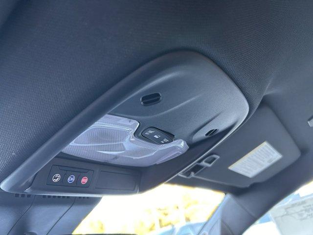 Vehicle image 26 of 31