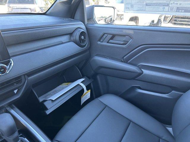 Vehicle image 27 of 31