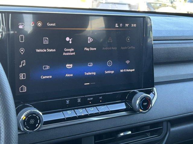 Vehicle image 25 of 31