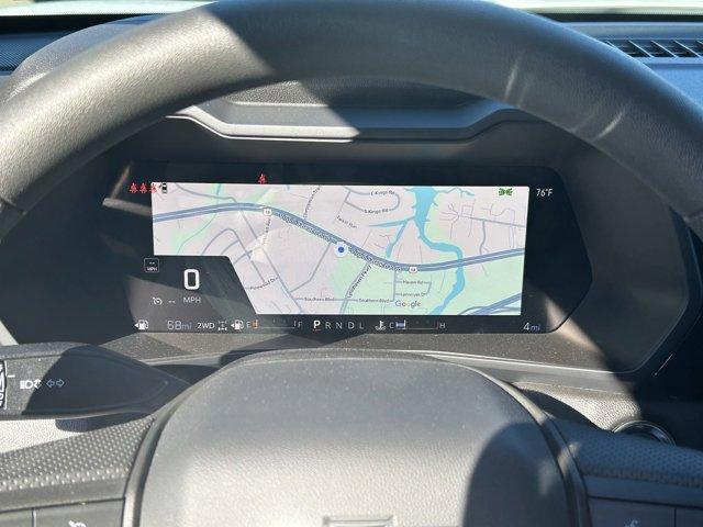 Vehicle image 21 of 31