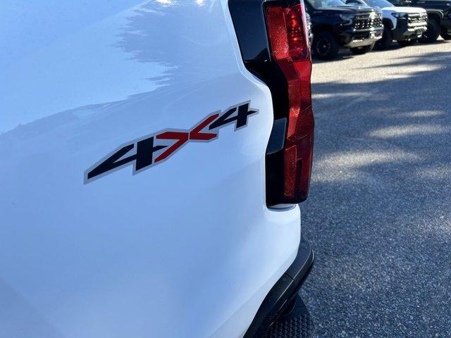 Vehicle image 14 of 31