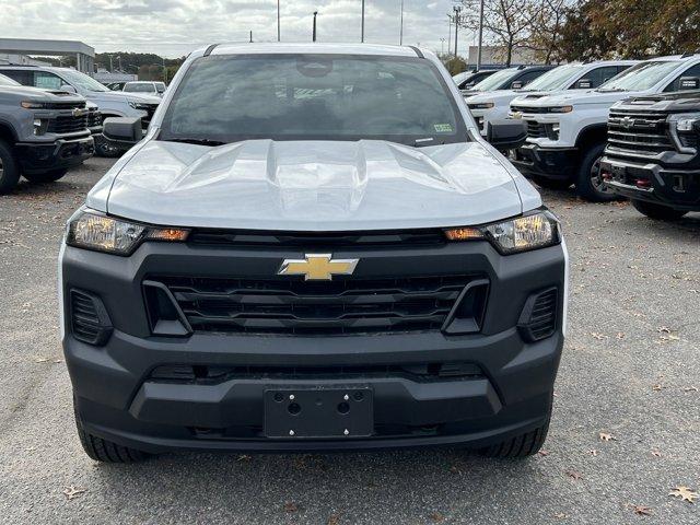 Vehicle image 3 of 32