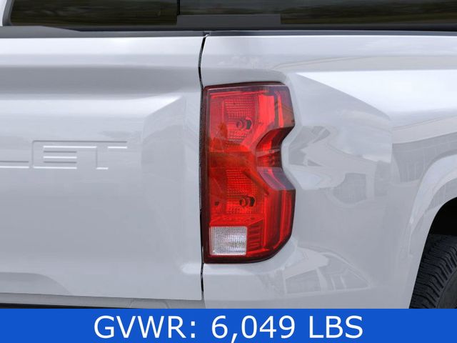 Vehicle image 11 of 24