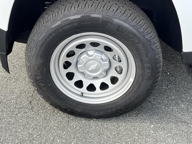 Vehicle image 14 of 37