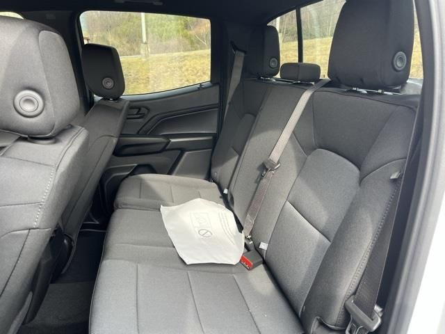 Vehicle image 23 of 37