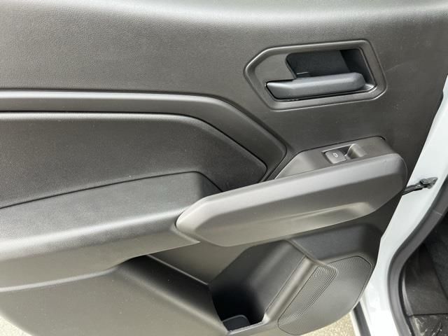 Vehicle image 22 of 37