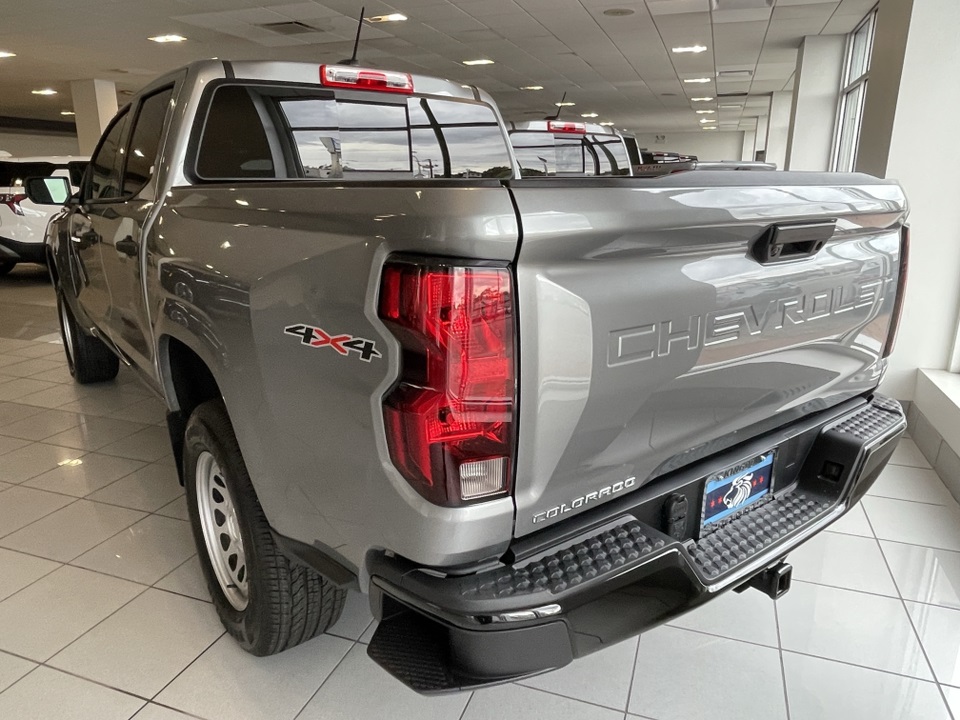 Vehicle image 13 of 29