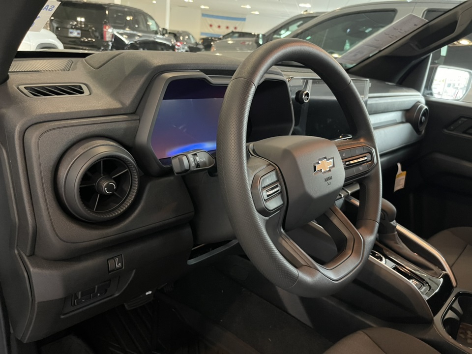 Vehicle image 14 of 29