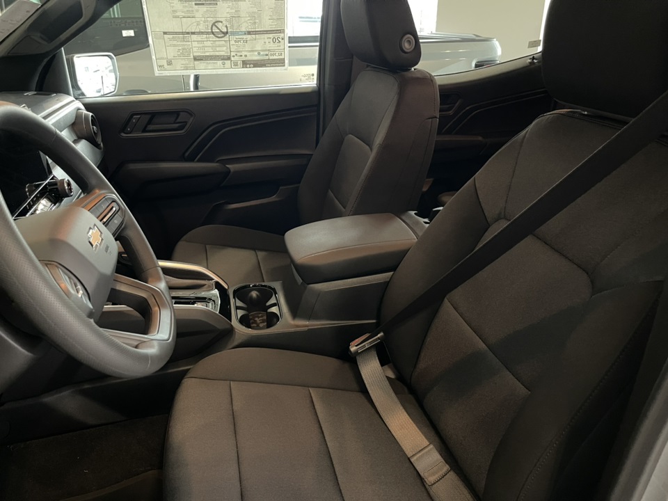 Vehicle image 15 of 29