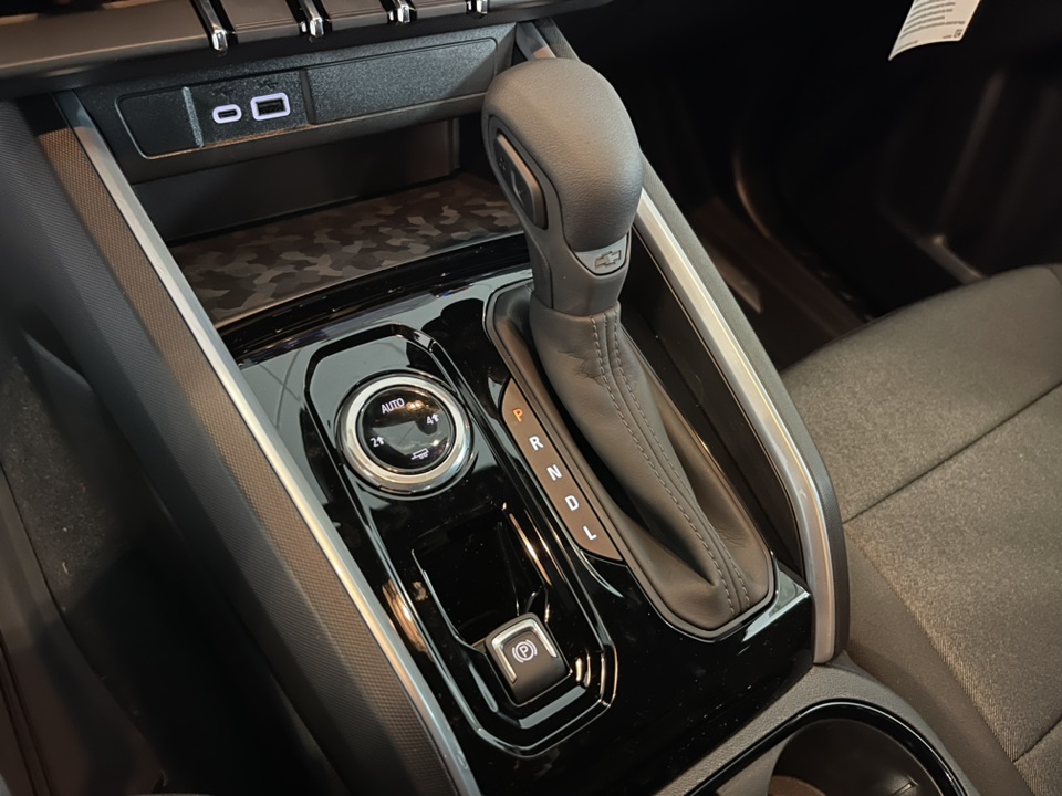 Vehicle image 21 of 29