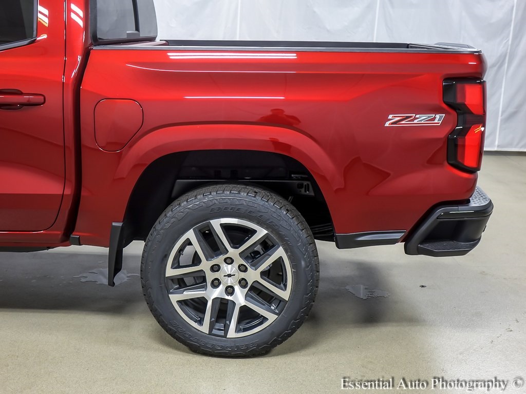 2024 Chevrolet Colorado Z71 Image 8 of 21