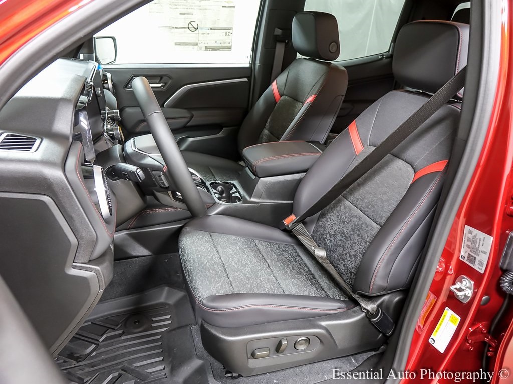 2024 Chevrolet Colorado Z71 Image 9 of 21