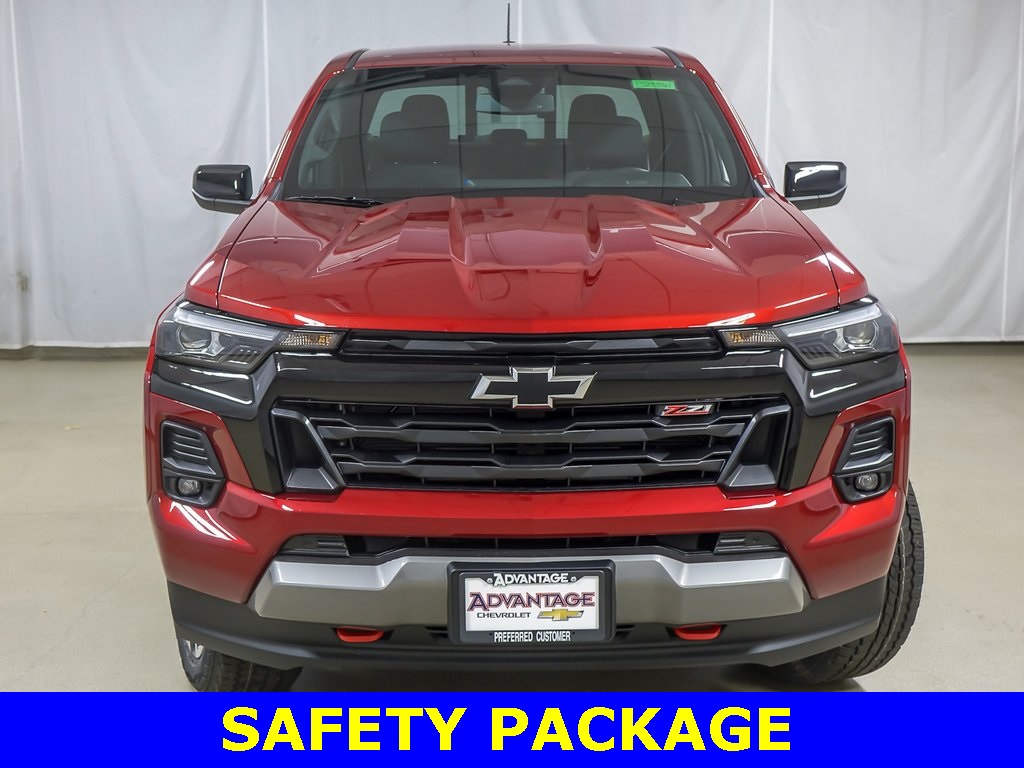 2024 Chevrolet Colorado Z71 Image 2 of 21