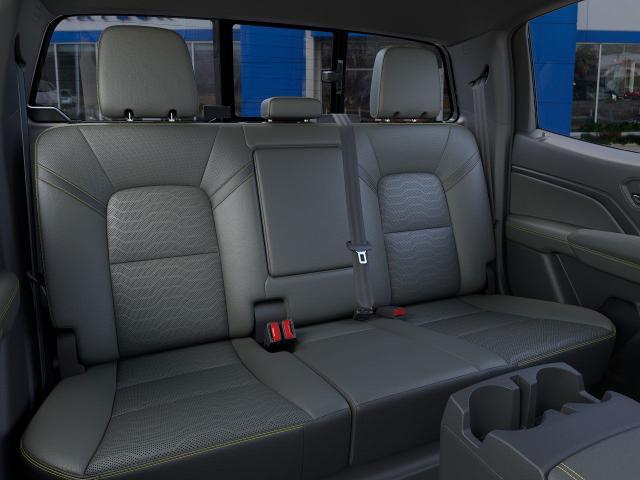 Vehicle image 17 of 24