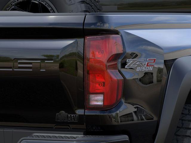 Vehicle image 11 of 24