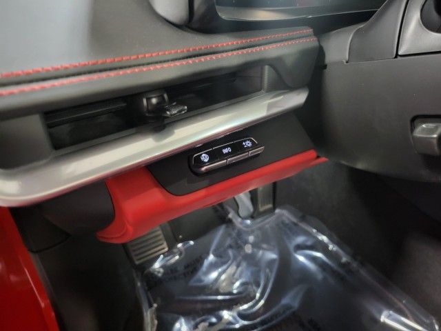 2024 Chevrolet Corvette 3LT Image 16 of 34