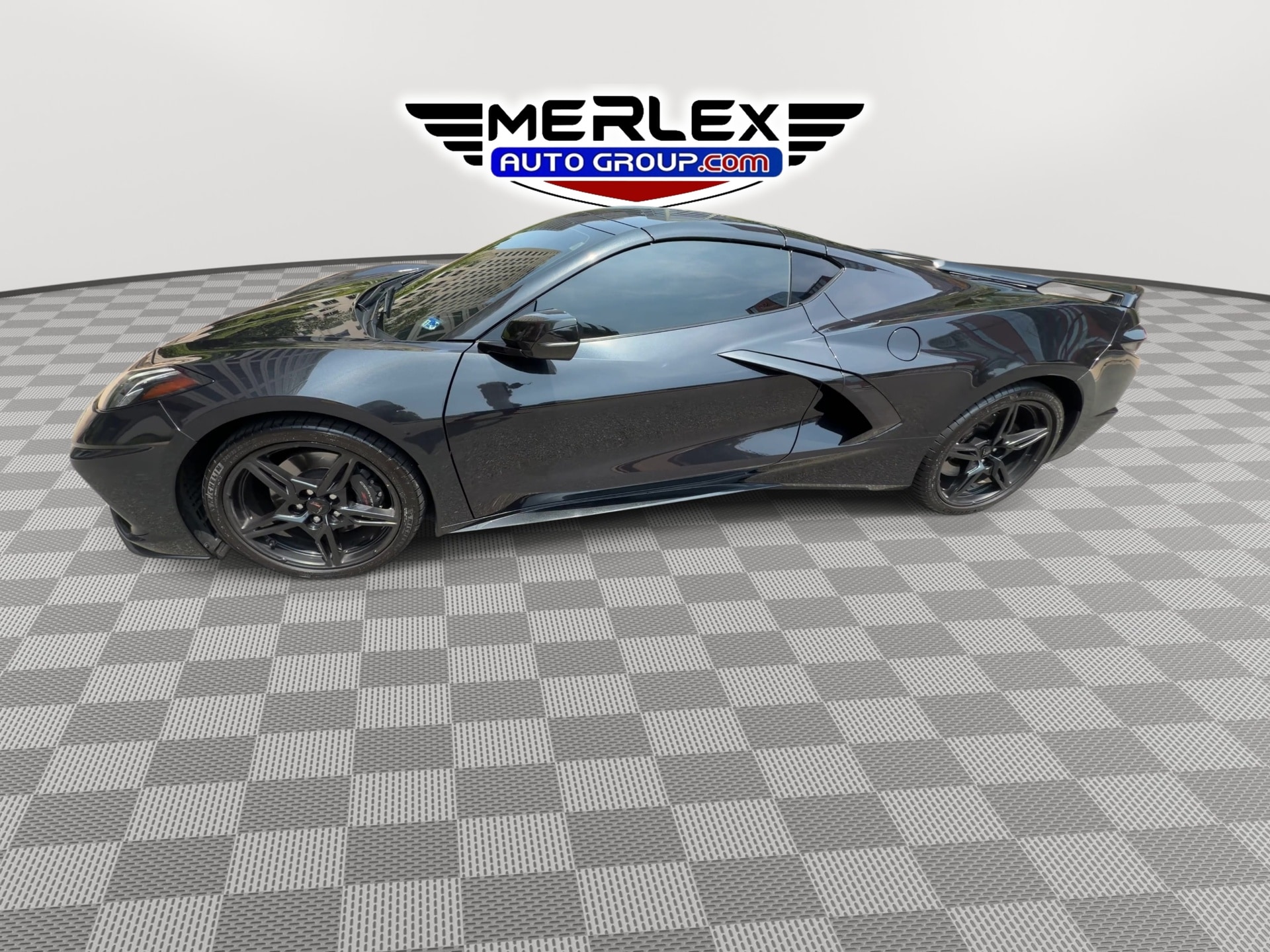2024 Chevrolet Corvette 2LT Image 2 of 32