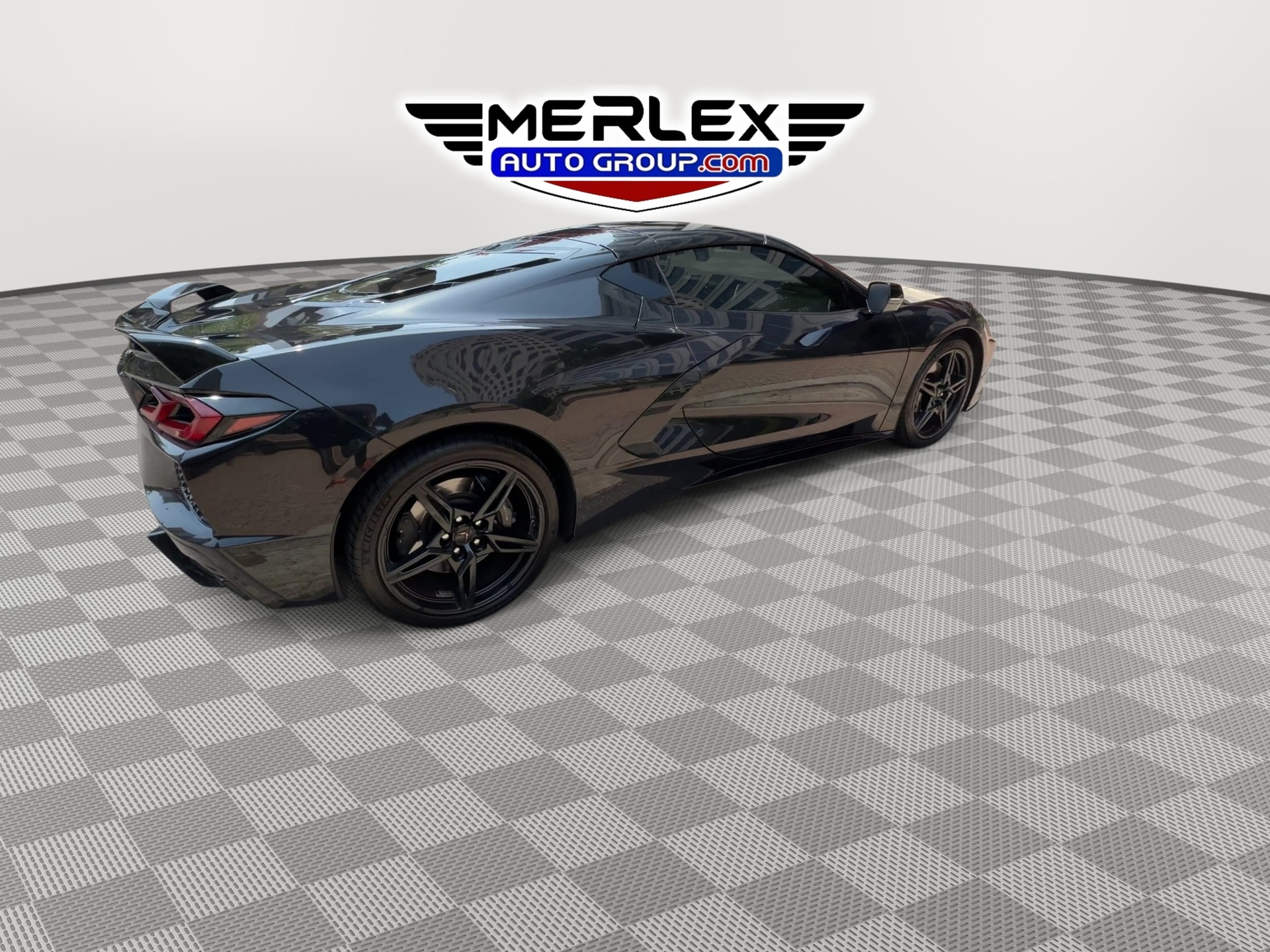 2024 Chevrolet Corvette 2LT Image 3 of 32