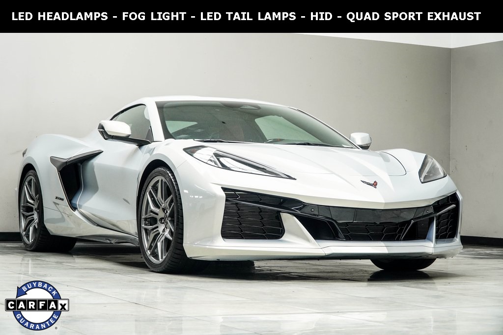 Vehicle image 4 of 40