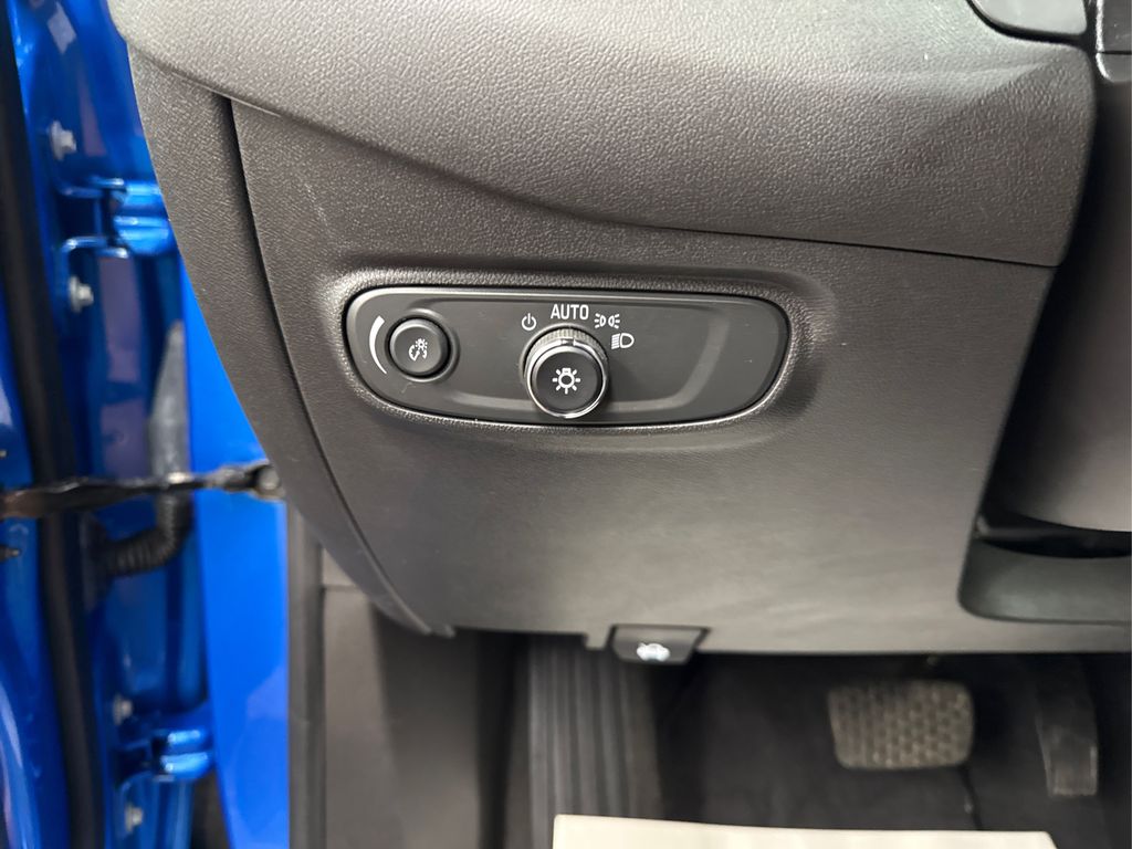 2024 Chevrolet Equinox LS Image 35 of 38