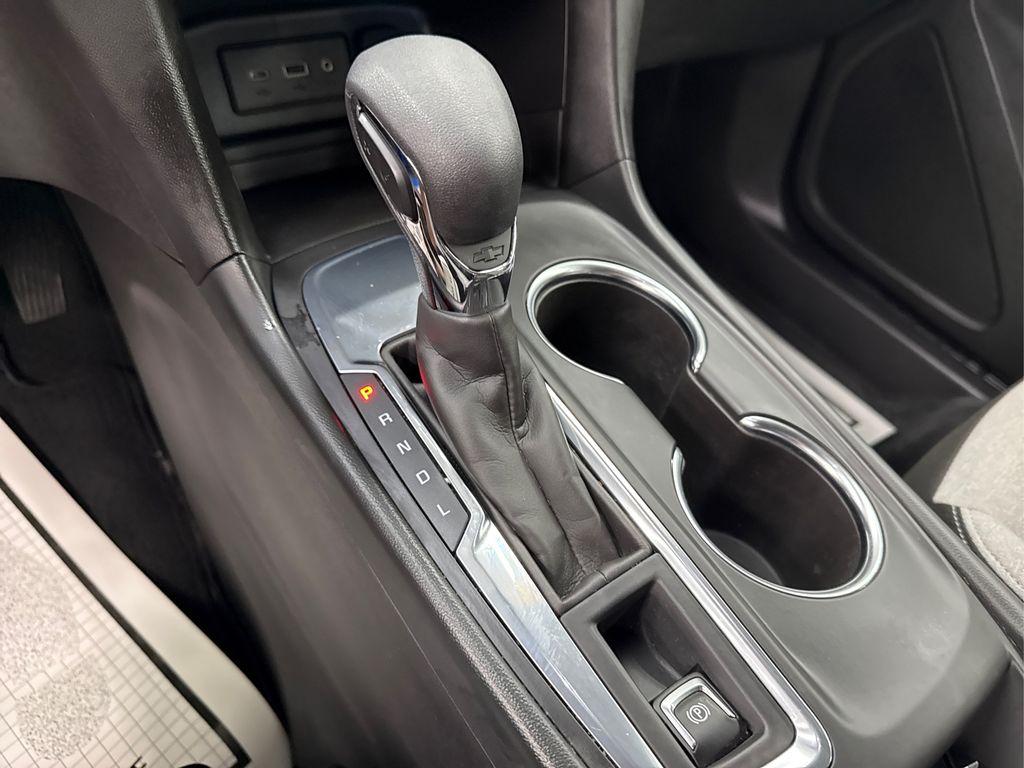 2024 Chevrolet Equinox LS Image 23 of 38