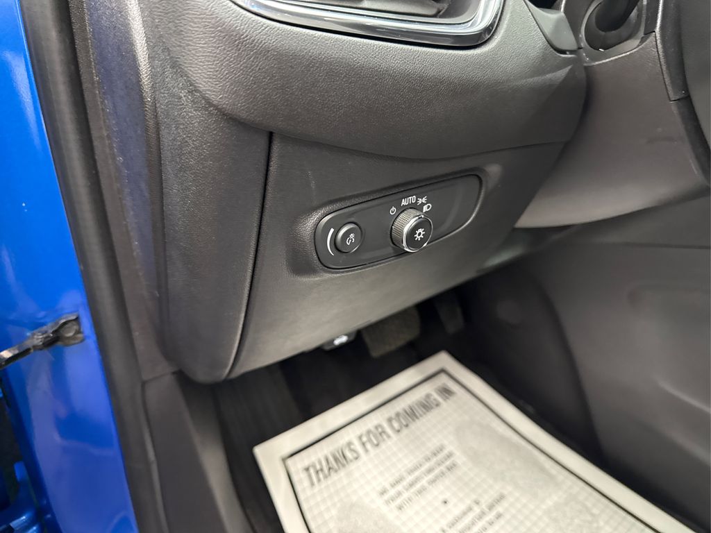 2024 Chevrolet Equinox LS Image 31 of 38