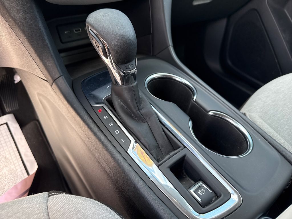 2024 Chevrolet Equinox LS Image 23 of 38