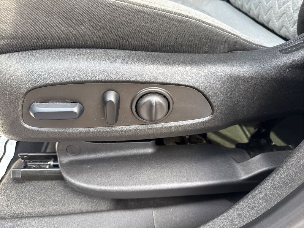 2024 Chevrolet Equinox LS Image 36 of 38