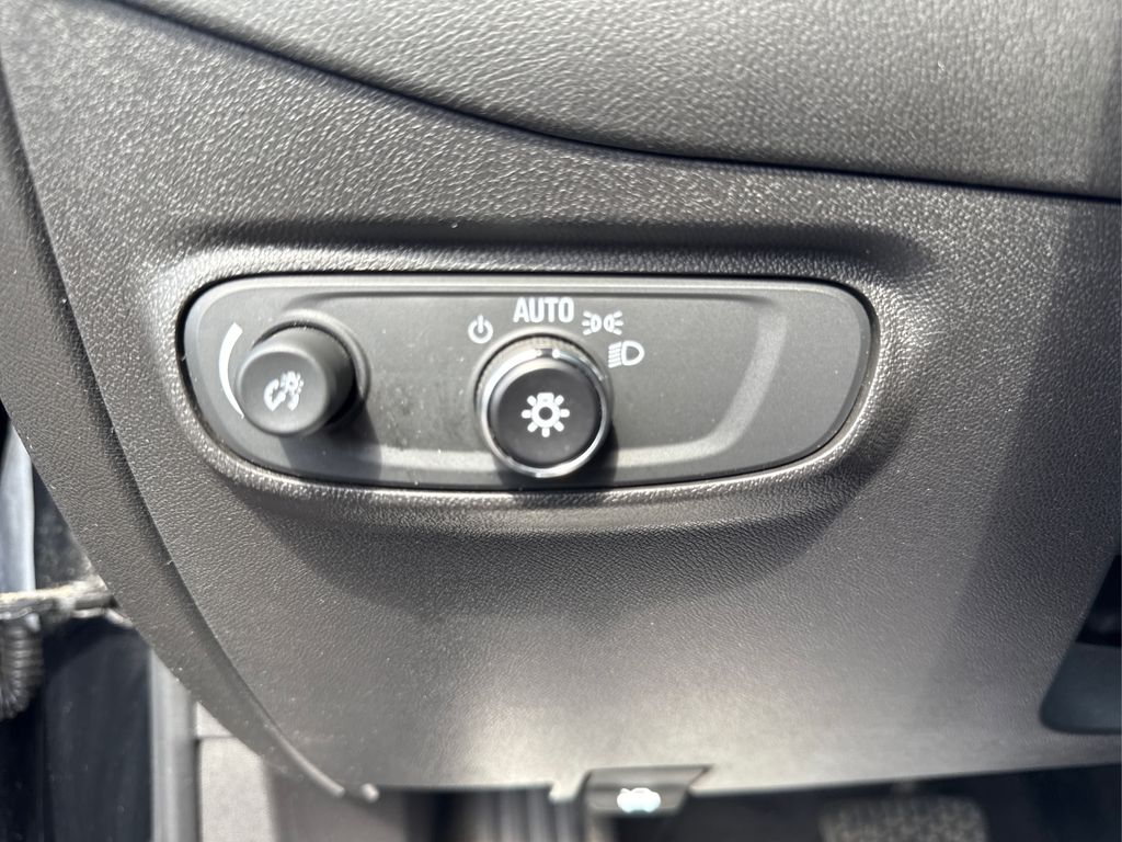 2024 Chevrolet Equinox LS Image 37 of 38