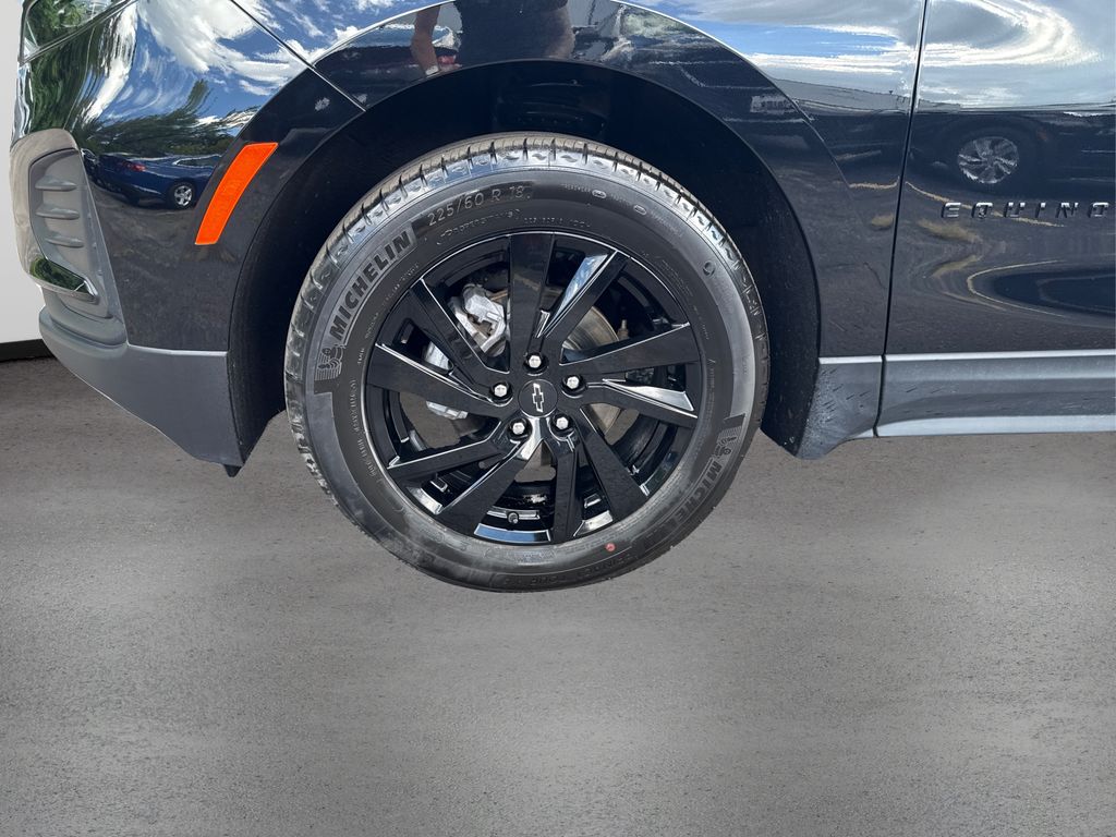 2024 Chevrolet Equinox LS Image 9 of 38
