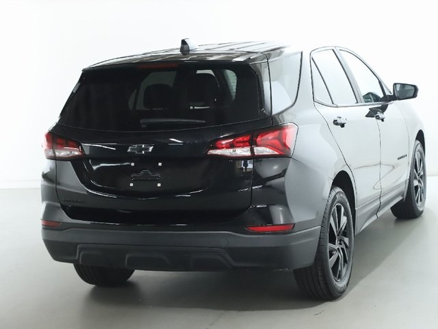 2024 Chevrolet Equinox LS Image 8 of 46