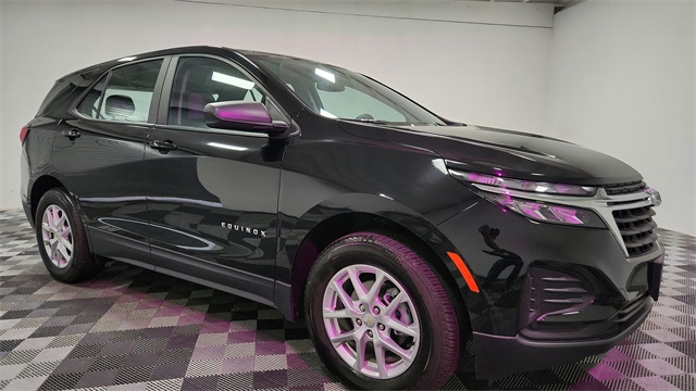 Vehicle image 4 of 26