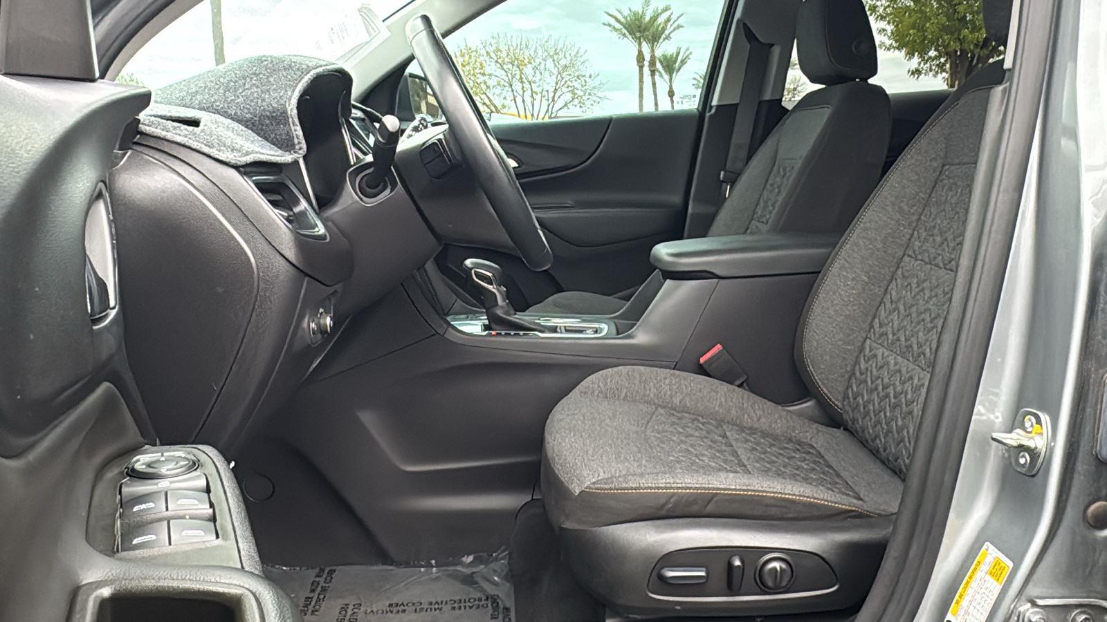 2024 Chevrolet Equinox LT Image 8 of 27