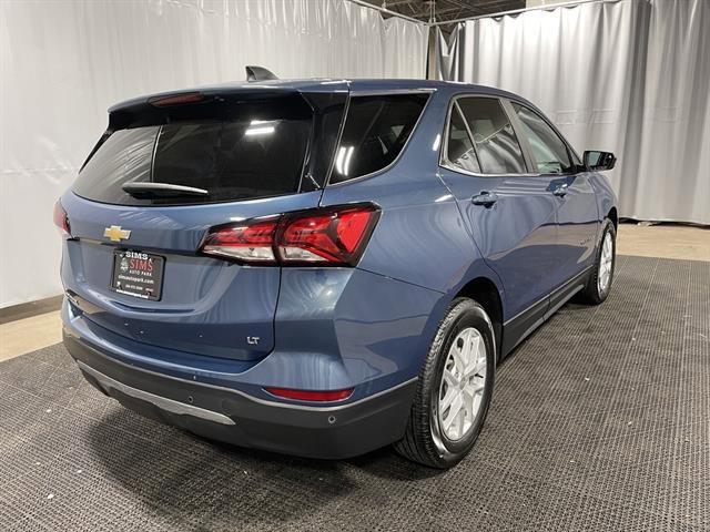 2024 Chevrolet Equinox LT Image 6 of 35