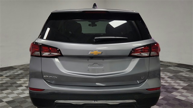 Vehicle image 9 of 26