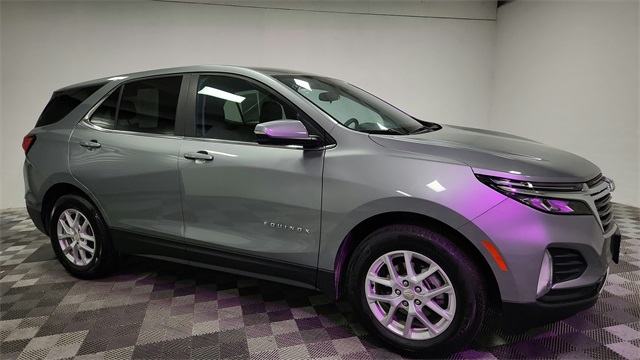 Vehicle image 4 of 26