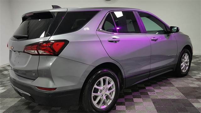 Vehicle image 8 of 26