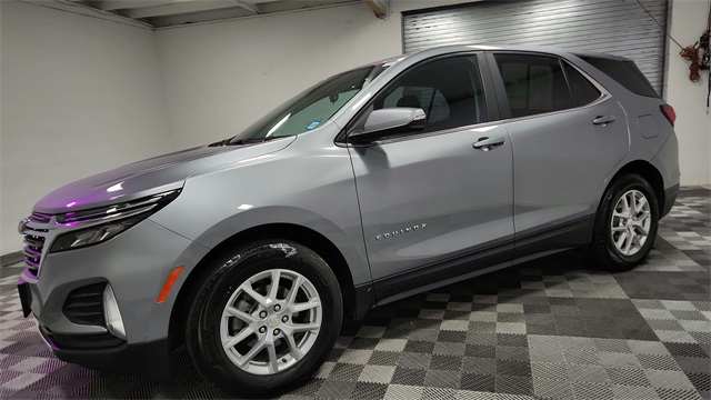 Vehicle image 2 of 26