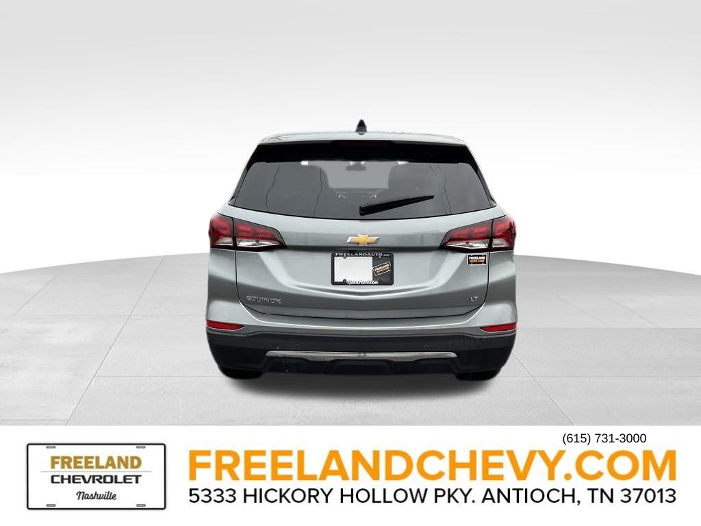 Vehicle image 5 of 24