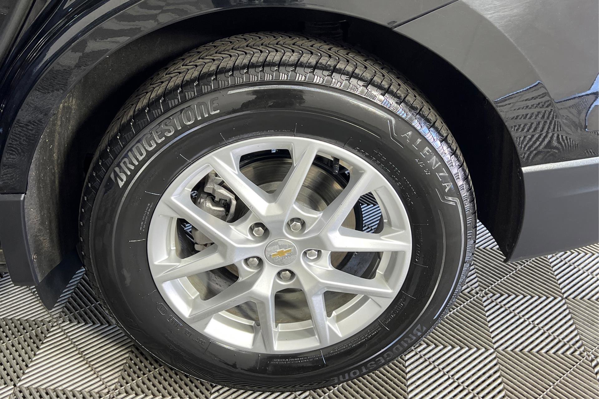 2024 Chevrolet Equinox LT Image 7 of 26