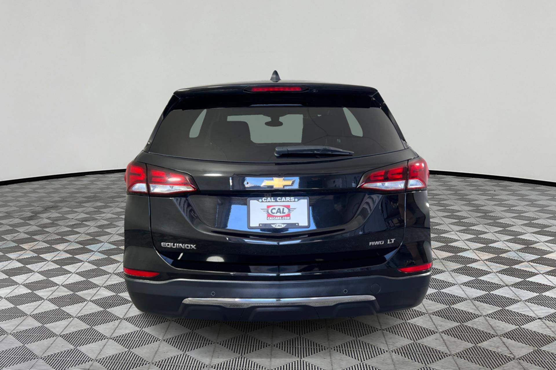 2024 Chevrolet Equinox LT Image 5 of 26