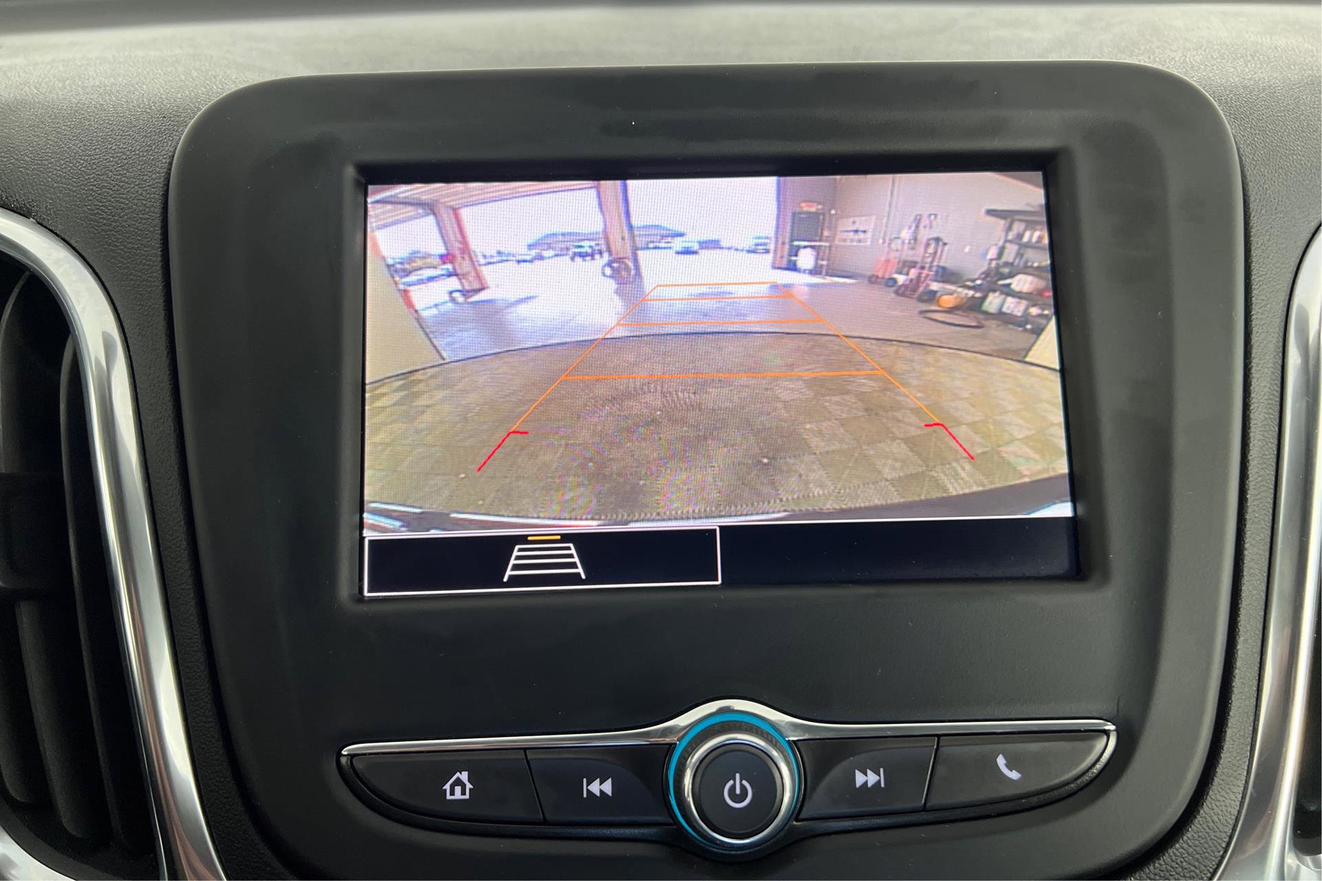 2024 Chevrolet Equinox LT Image 15 of 26