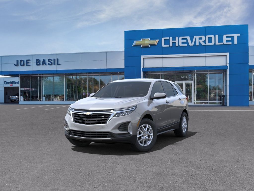 2024 Chevrolet Equinox LT Image 1 of 24
