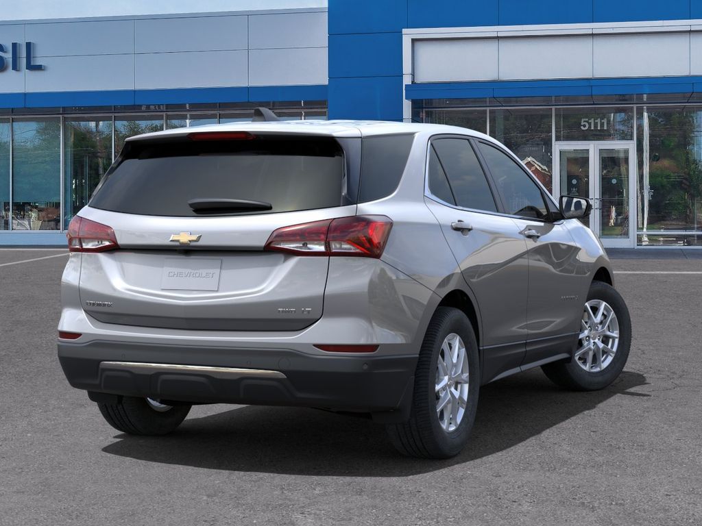 2024 Chevrolet Equinox LT Image 7 of 24
