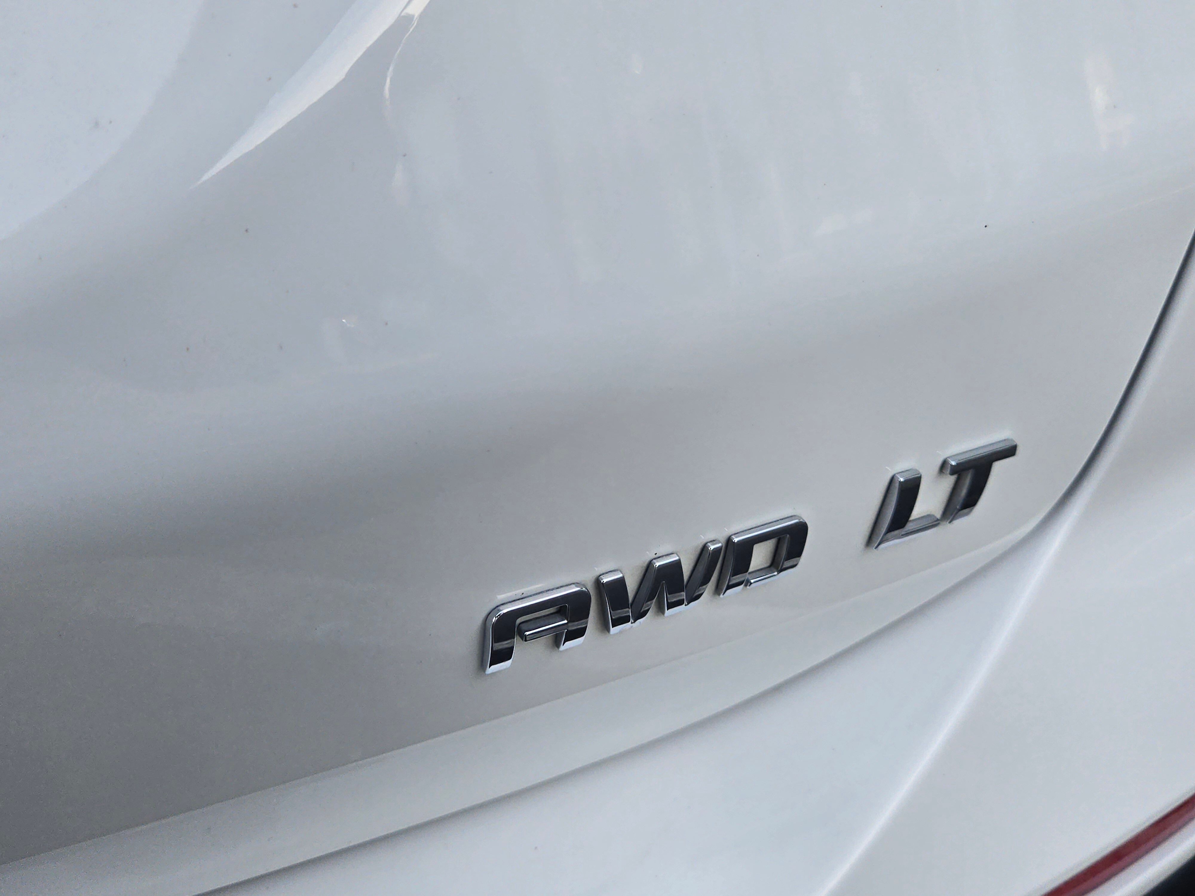 2024 Chevrolet Equinox LT Image 27 of 33