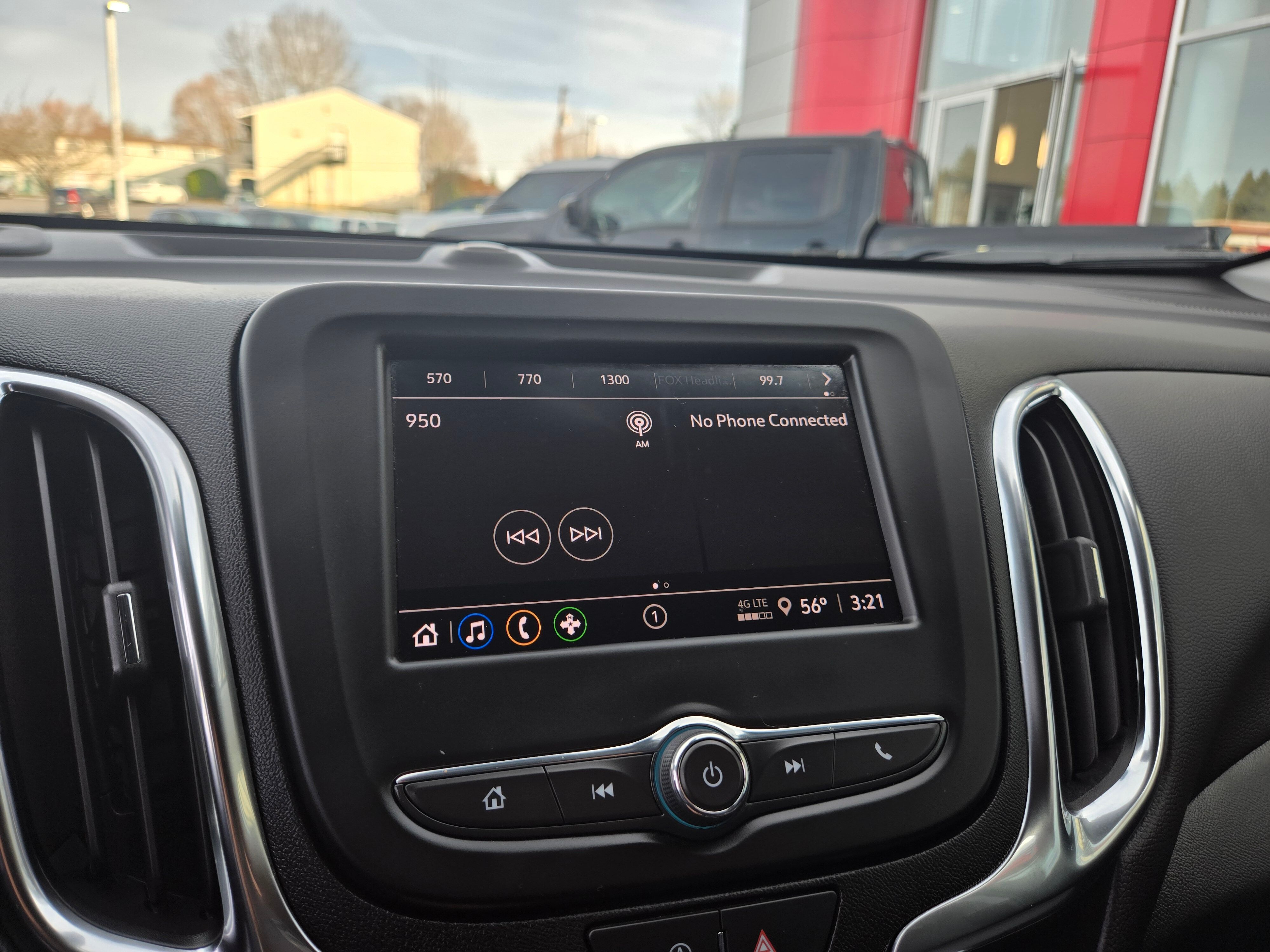 2024 Chevrolet Equinox LT Image 20 of 33