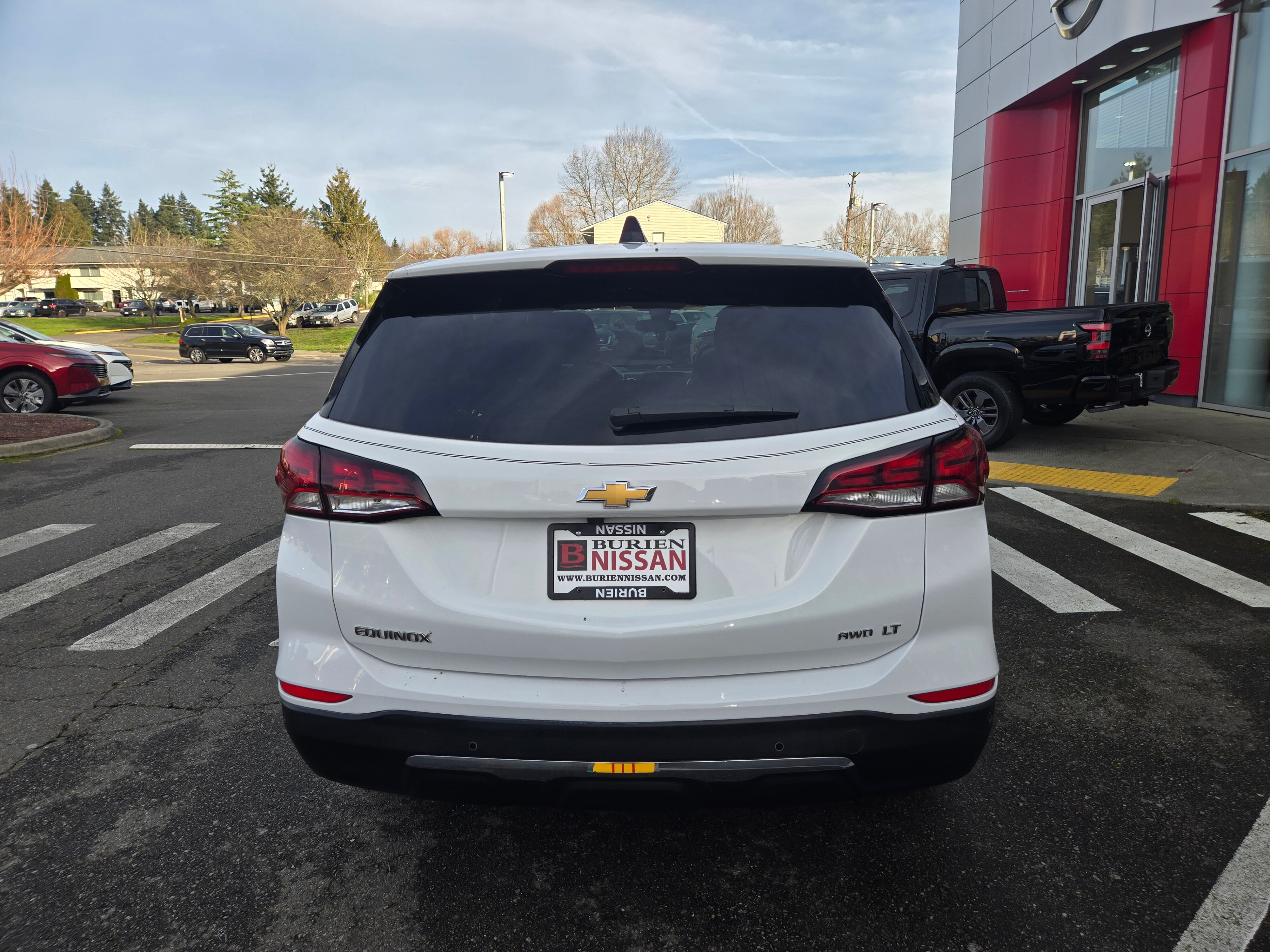 2024 Chevrolet Equinox LT Image 6 of 33