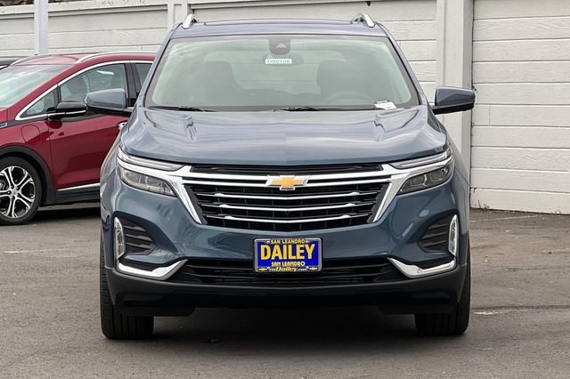 2024 Chevrolet Equinox Premier Image 2 of 24