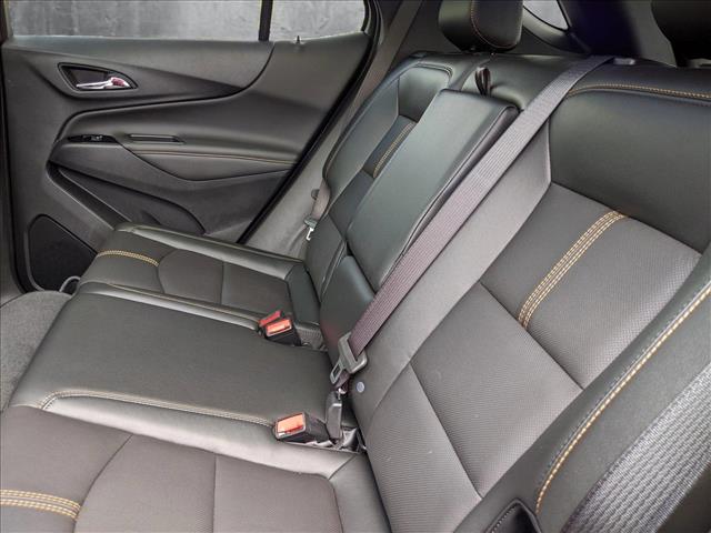 Vehicle image 21 of 23