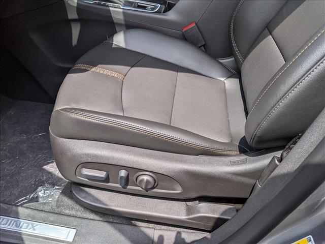 Vehicle image 9 of 23